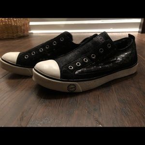 UGG Sneakers